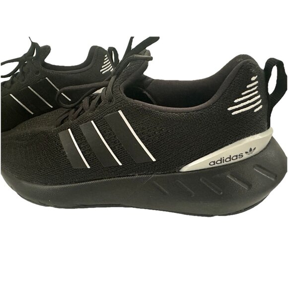 adidas Originals Swift Run 22 Core Black Knit Running Sneakers Womens New No Box - Picture 7 of 7